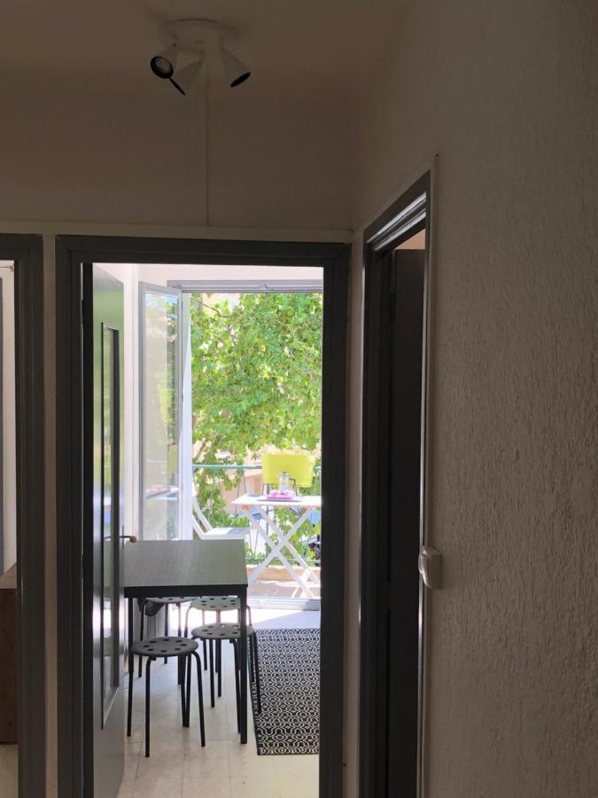 Appartement De Charme Avignon Centre Historique Terrasse Et Balcon Place Pie Экстерьер фото