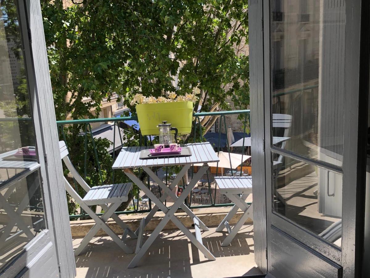 Appartement De Charme Avignon Centre Historique Terrasse Et Balcon Place Pie Экстерьер фото